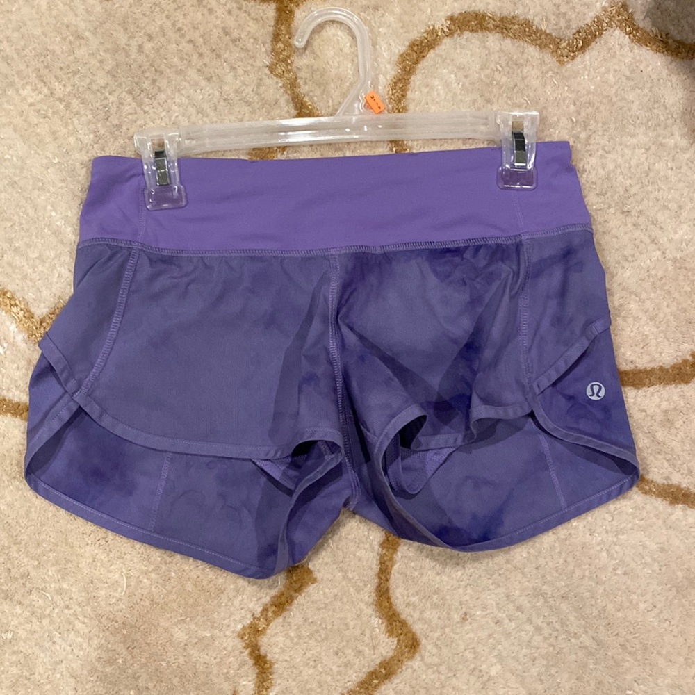 Lululemon shorts Sz 4 purple tie dye